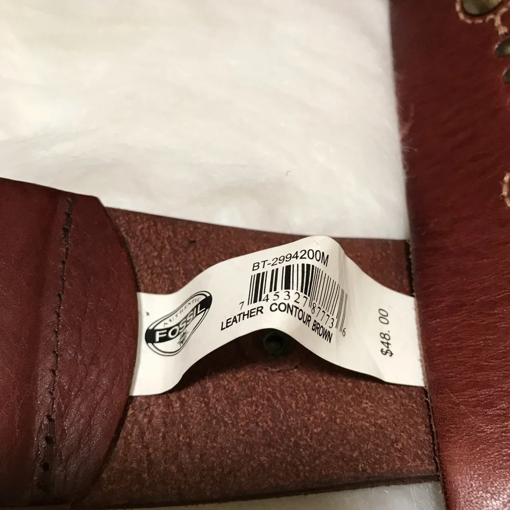 Fossil genuine leather